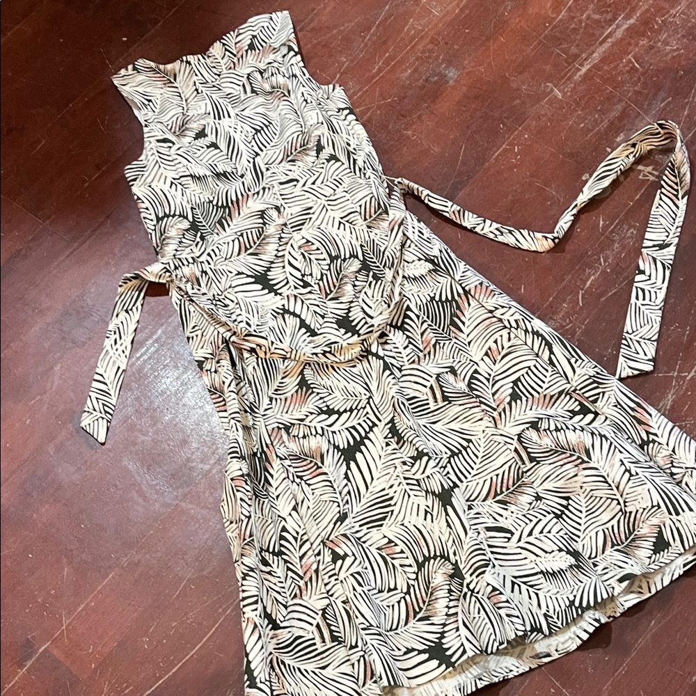 Anne Klein Cream and Brown Leaf Pattern Midi Dress - Picture 8 of 13
